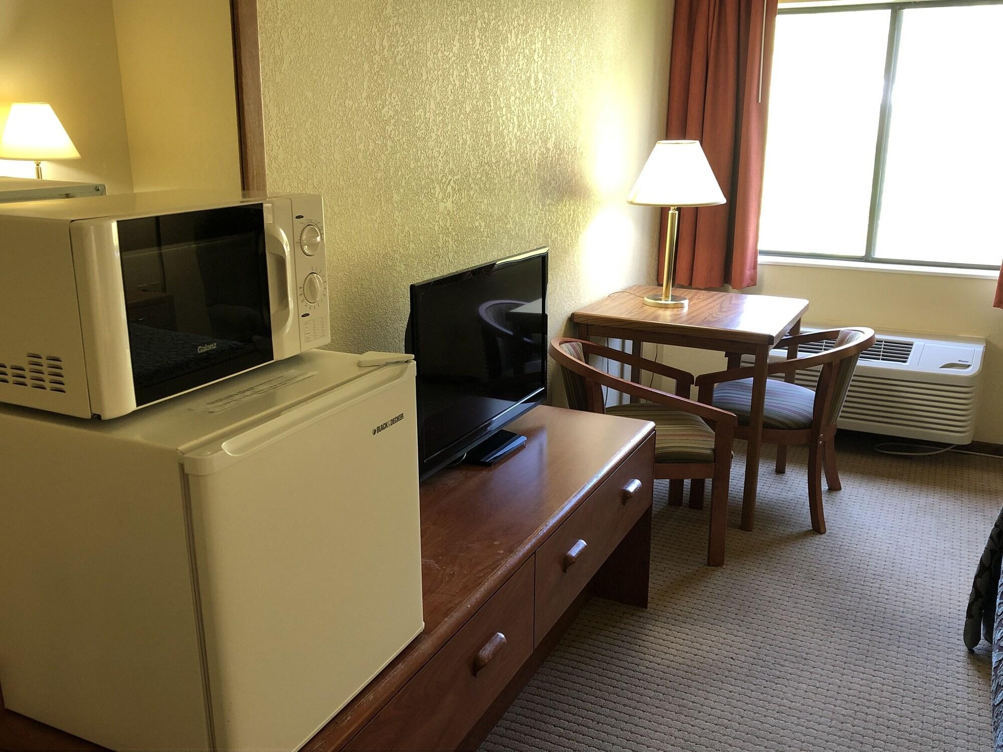 Days Inn By Wyndham איירון מאונטיין מראה חיצוני תמונה