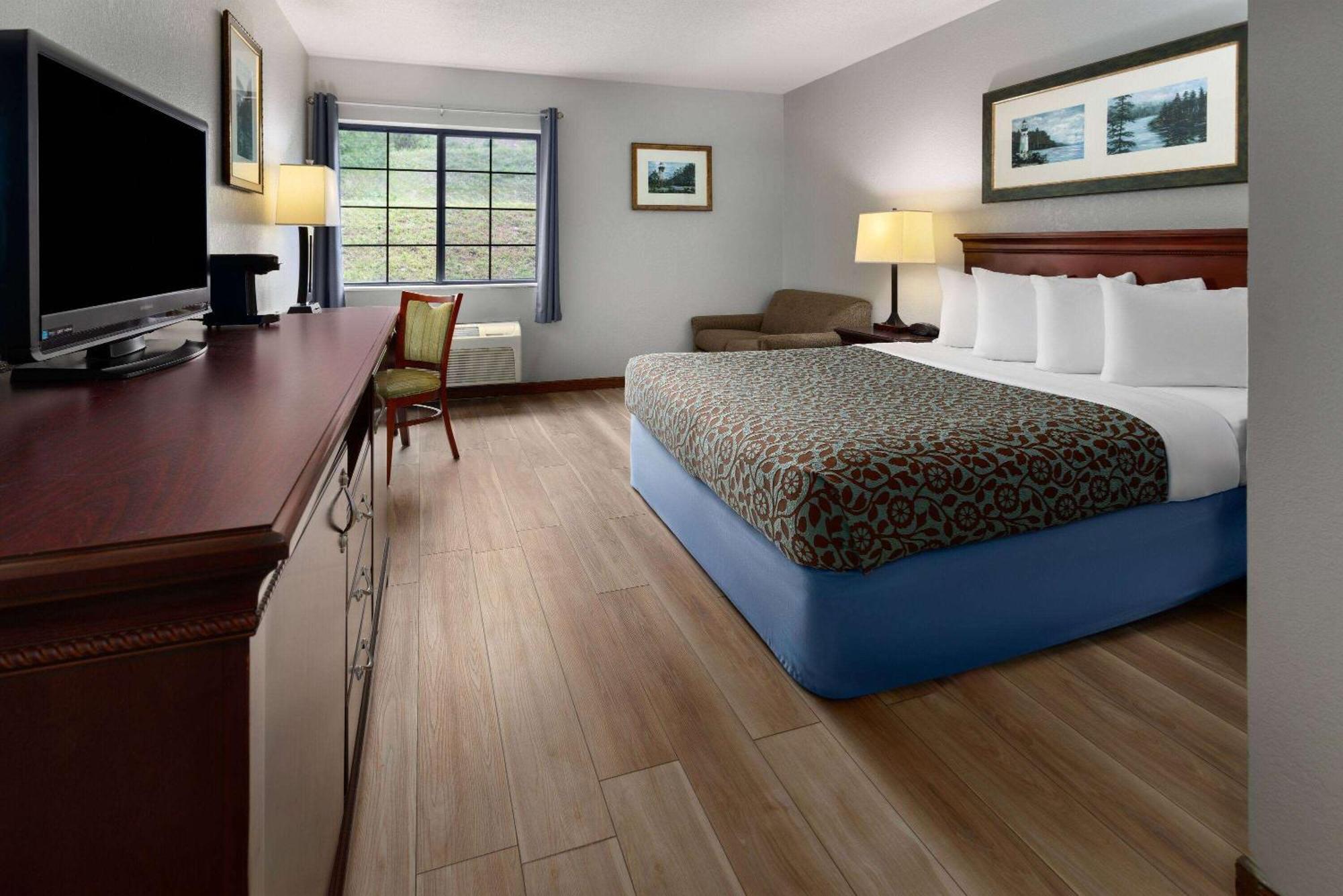 Days Inn By Wyndham איירון מאונטיין מראה חיצוני תמונה