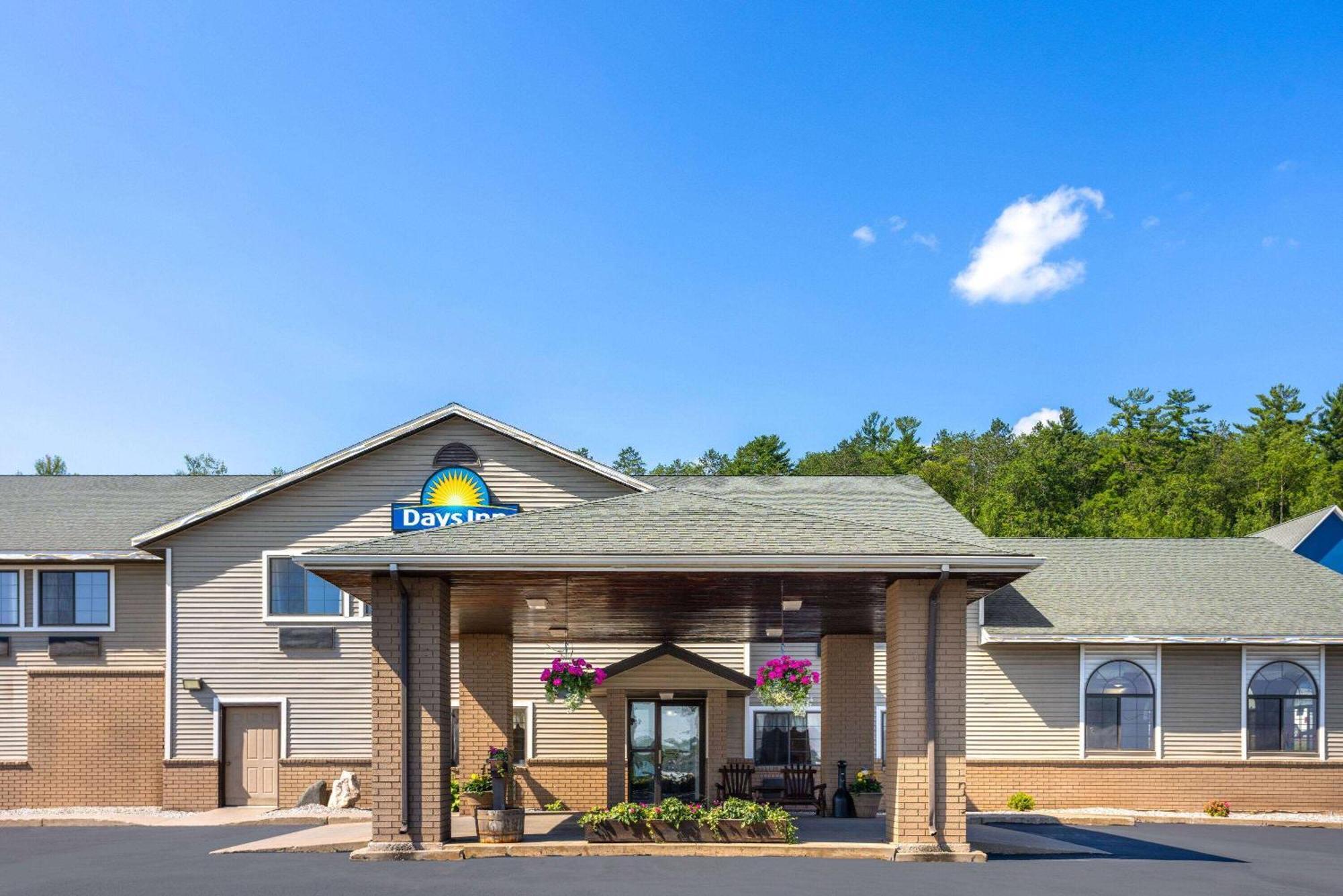 Days Inn By Wyndham איירון מאונטיין מראה חיצוני תמונה